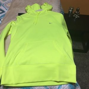 Nike funnel hoodie (therma-fit)