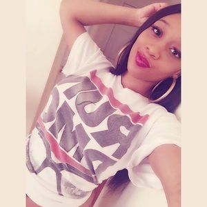 Meet your Posher, Da'jhira