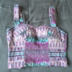 ✖️❌Tribal print crop top!❌