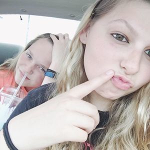 Meet your Posher, Katherine