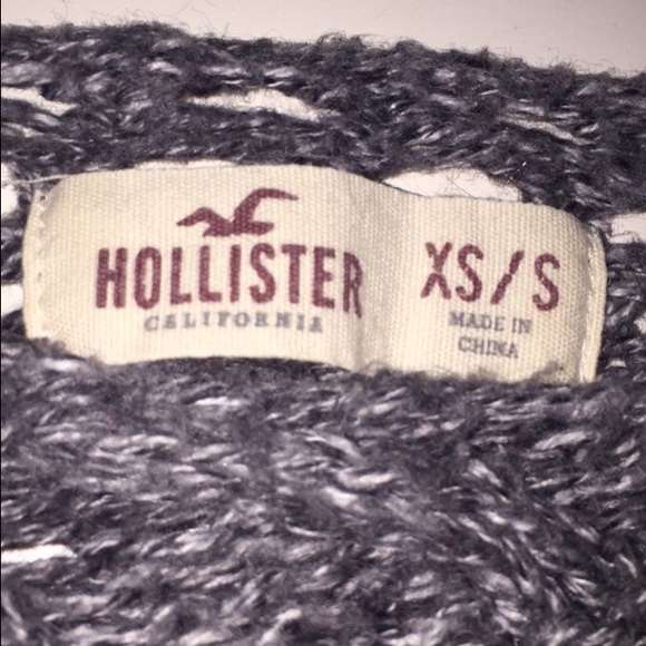 a grey knit Hollister sweater. - Picture 3 of 3