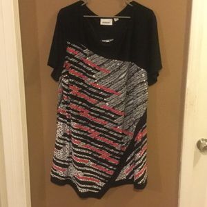 Tunic short sleeve size 22/24,