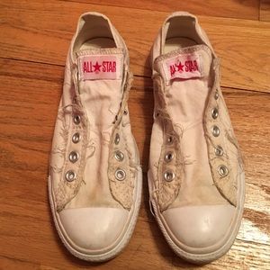 Converse no lace slip ons size 8