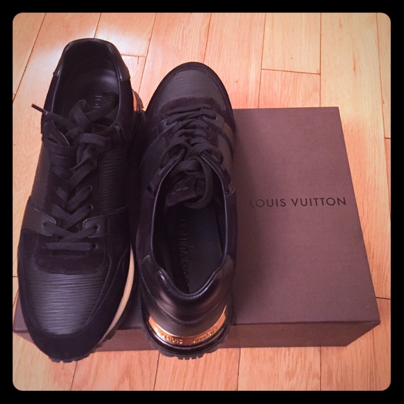 Black Epi leather Louis Vuitton sneakers!