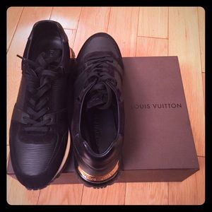 Black Epi leather Louis Vuitton sneakers!