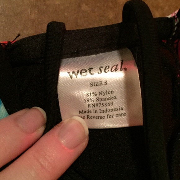 Bikini top - Picture 3 of 3