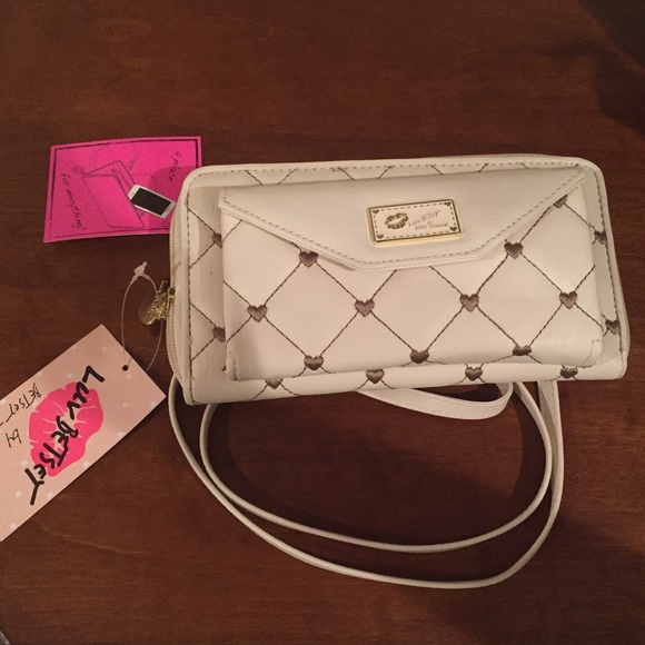Betsey Johnson Luv Betsey Wallet on a String - Picture 4 of 4