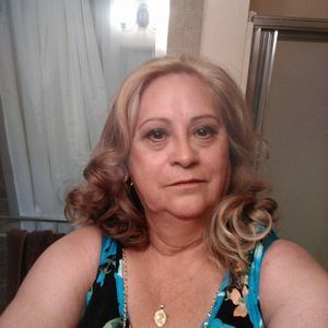 Meet your Posher, Alvia