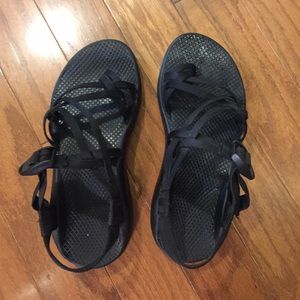 Black chacos
