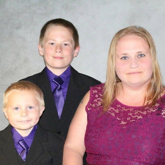 Meet your Posher, Juli - Picture 1 of 1