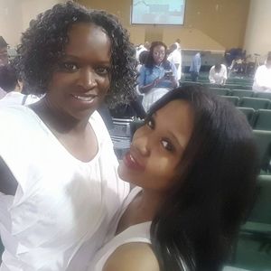 Meet your Posher, Denorah