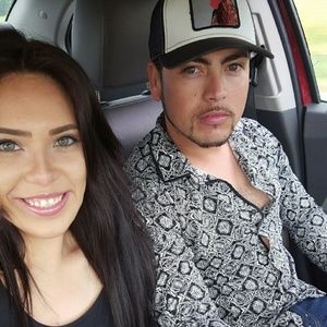 Meet your Posher, Yahara