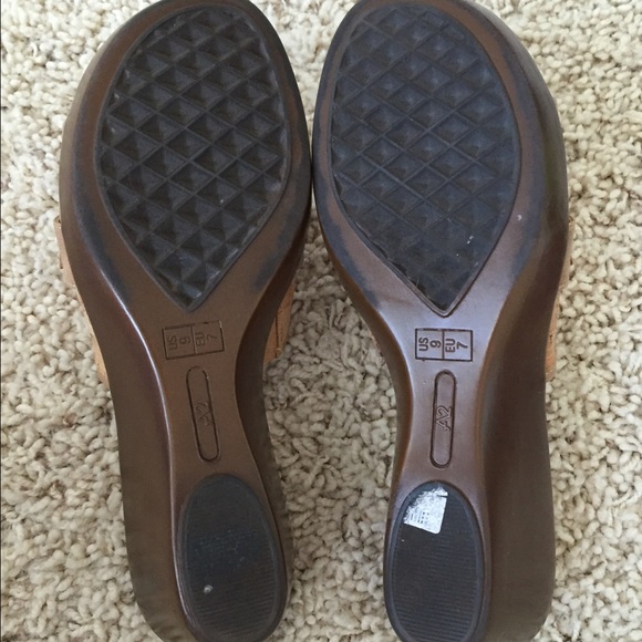 A2 tan wedges - Picture 4 of 4