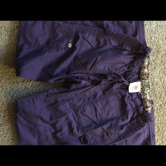 KOI scrub bottoms