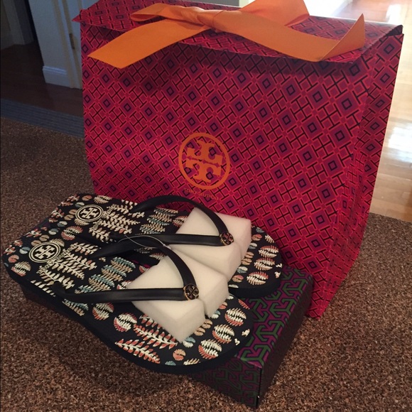 Tory Burch Shoes - Tory Burch flip flops size 8