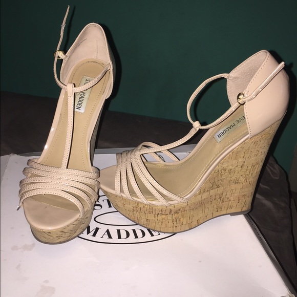 Summer wedge