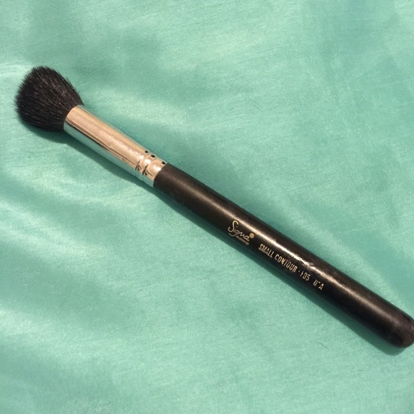 Sigma small contour brush F05