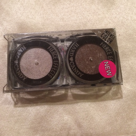Hard Candy ❤️ Fierce Effects Eyeshadow - Picture 4 of 4