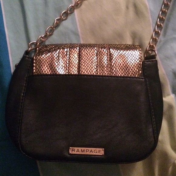 Small black and gold clutch or side body bag - Picture 2 of 2