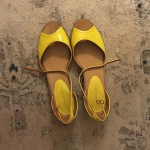 Yellow patent leather sandals