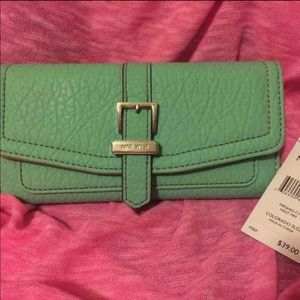 Nine West wallet