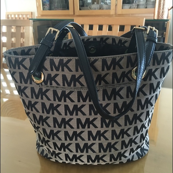 Michael Kors Tote