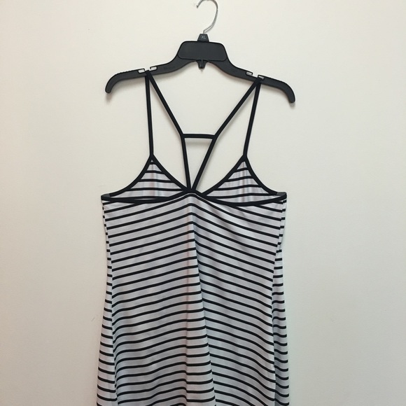 🆕Striped Spaghetti Strap Dress - Picture 4 of 4