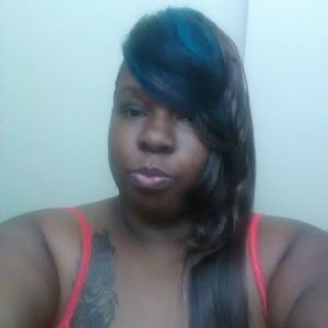 Meet your Posher, April