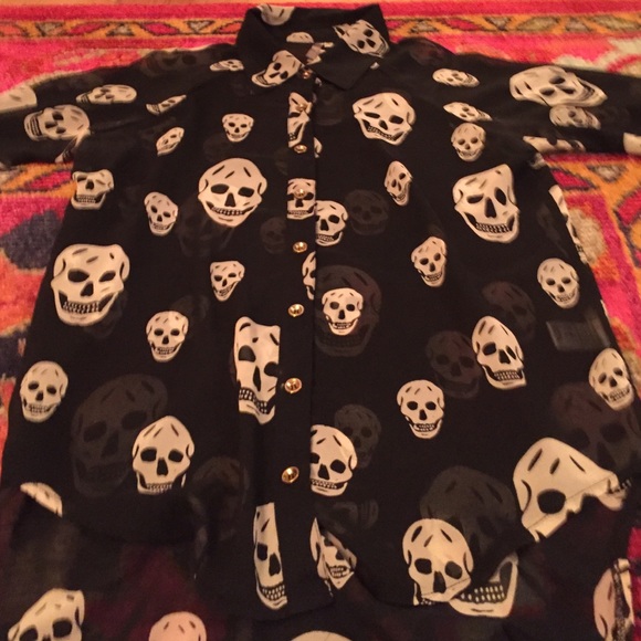 Button down sulk shirt - Picture 3 of 4