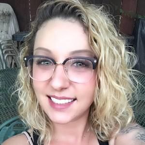Meet your Posher, Lauryn