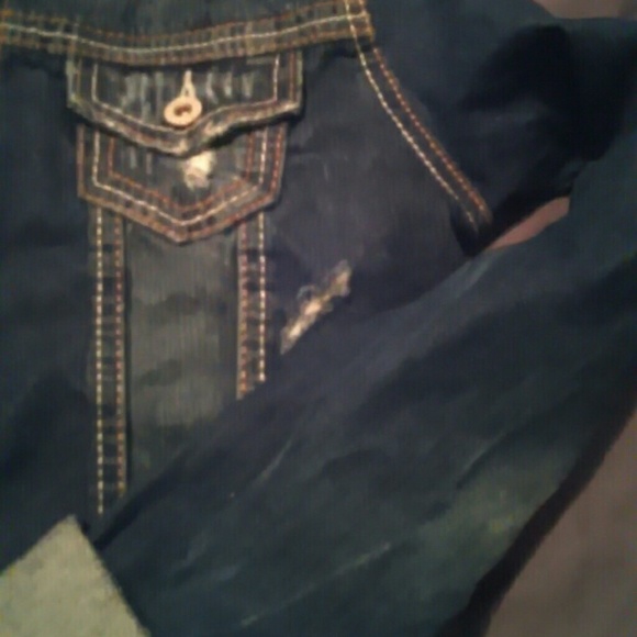 Cute Denim jacket  small - Picture 2 of 3