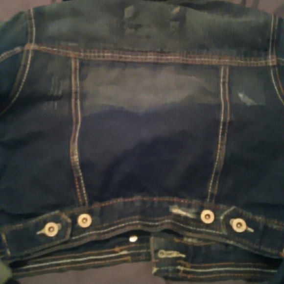 Cute Denim jacket  small - Picture 3 of 3