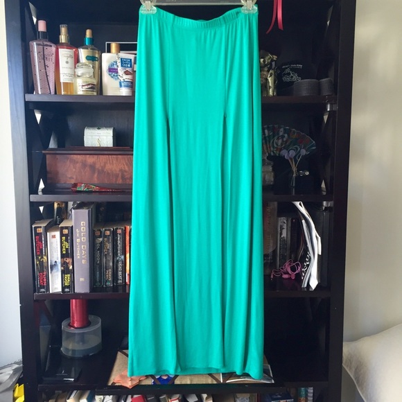 Double slit maxi skirt
