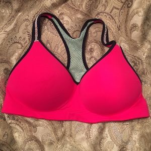 Padded VS sports bra!