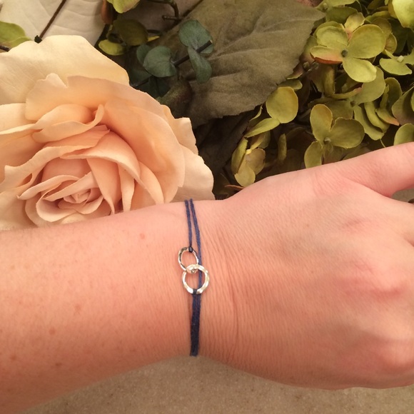 Wrap thread bracelet