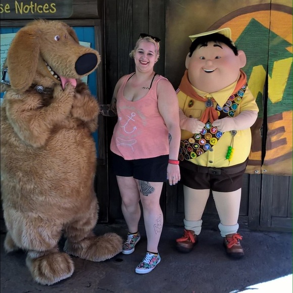 Meet your Posher, Gabrielle - Picture 1 of 1