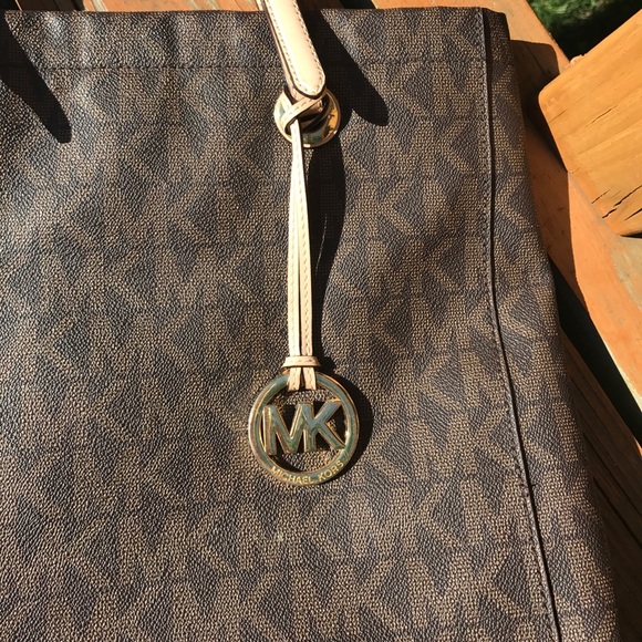 Michael Kors large tote - Picture 5 of 5