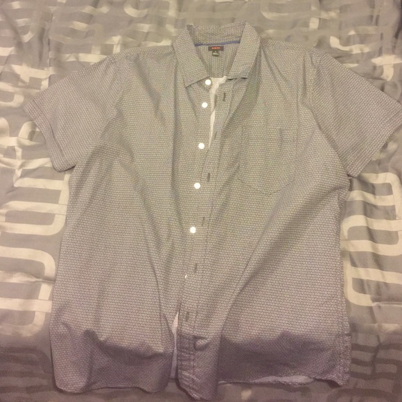Short sleeve button down - Picture 1 of 1