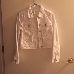 White jean jacket!