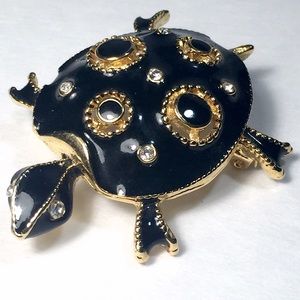 B2G1 SALE VINTAGE Black & Gold Turtle Brooch
