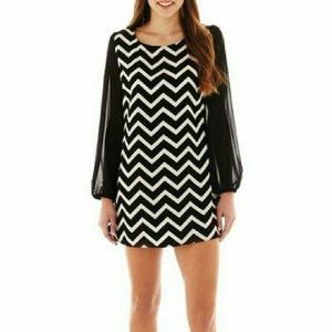 SPEECHLESS Chevron Print Boatneck Dress