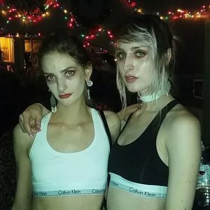 Meet your Posher, Lola