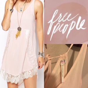 SALE 🌟FP Lace Slip 🎀