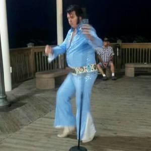 Meet your Posher, Frances