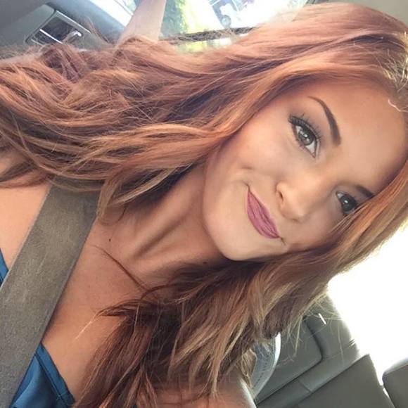 Meet your Posher, Victoria