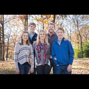 Meet your Posher, Sandy