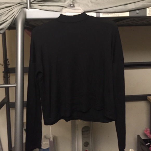 black low key turtleneck