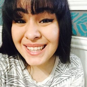 Meet your Posher, Dolores