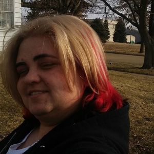 Meet your Posher, Monica