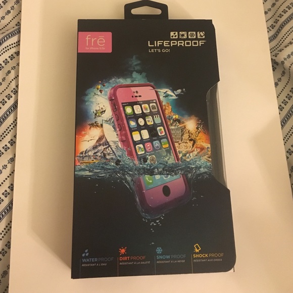 iPhone 5s Pink Lifeproof Fre Case